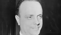 1024px-Mr._Manuel_Fraga_Iribarne_(Spaanse_minister),_Bestanddeelnr_914-8477_(cropped) port