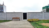 O seguinte muro a derrubar