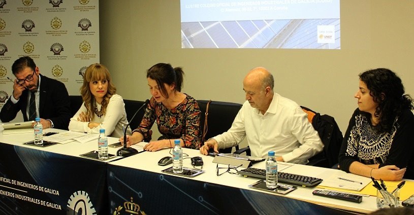 Xornada sobre fotovoltaica na Coruña. A mesa dos portavoces de enerxía dos partidos políticos