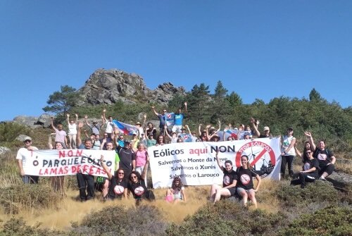 Veciñanza de Feás e activistas de Stop Eólicos Xurés Celanova, esta mañá ao pé da Aguioncha (2)