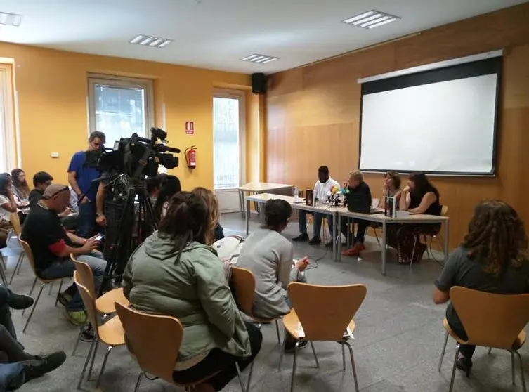 Rueda de prensa de presentación del Informe 2016 de SOS Racismo