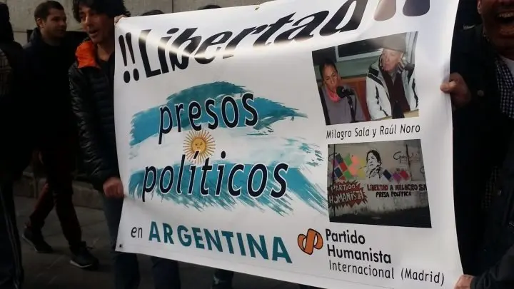 Macri protesta