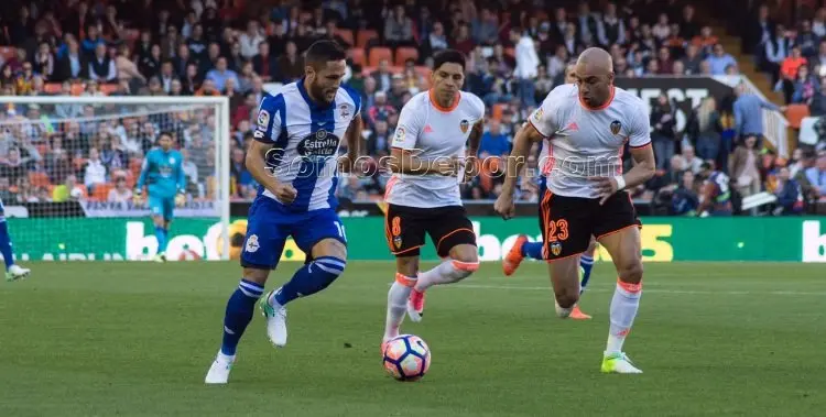 El Dépor no aprovechó sus ocasiones y terminó goleado en Mestalla