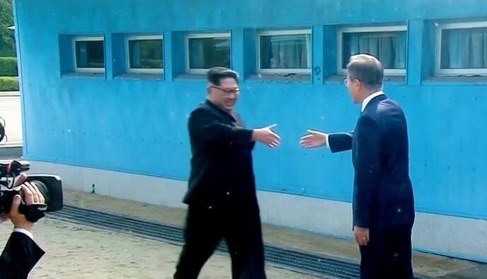 H1_Koreas-handshake