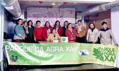 A nova xunta directiva da A.V. Agra na rolda de prensa