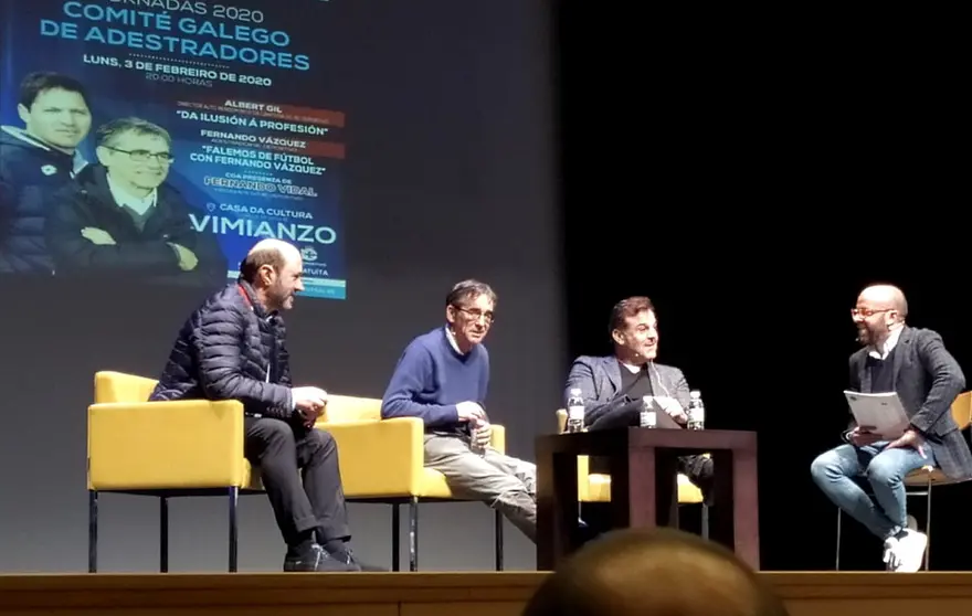 Fernando Vázquez nas xornadas formativas da FGA en Vimianzo (2)