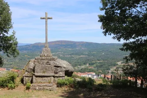 monumento Monte da Obra (9)