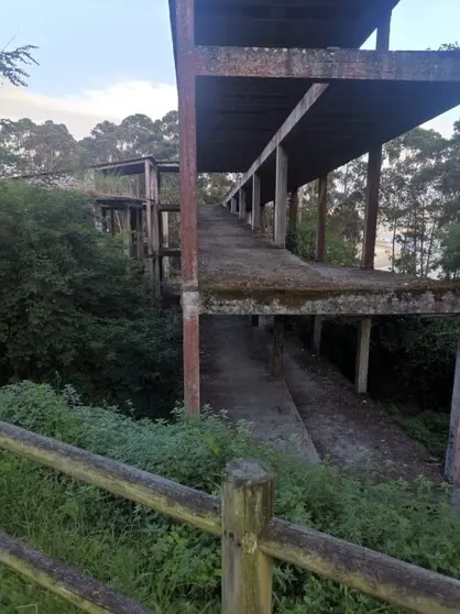 Esqueleto edificio As Xubias de Arriba