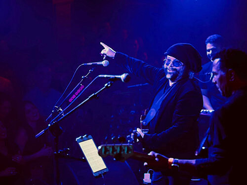 Carlos Varela en concierto. Foto Olivia Prendes