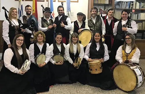 Banda de Gaitas Irmandade del Centro de Valle Miñor de Montevideo (Uruguay)