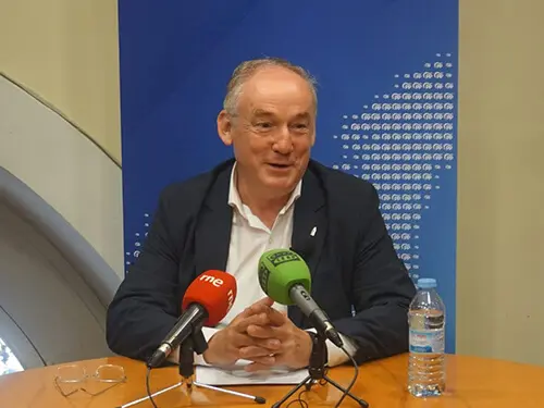 Miguel Lorenzo en la rueda de prensa