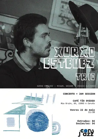 Xurxo Est&eacute;vez tr&iacute;o