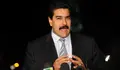 Bras&iacute;lia - O chanceler da Venezuela, Nicolas Maduro, acompanhado do chanceler Brasileiro, Antonio Patriota e do secret&aacute;rio para assuntos internacionais, Marco Aur&eacute;lio Garcia, fala com a imprensa ap&oacute;s se reunir com o presidente Lula