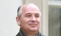 11/19/1985 Mikhail Gorbachev at Villa Fleur d'Eau during their first meeting a the Geneval Summit