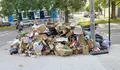 Amontonamiento de basura en avenida de Arteixo