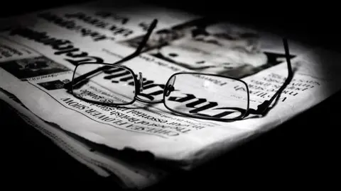 article_background_broadsheet_business_close_up_communication_copy_daily-1141377.jpg!d