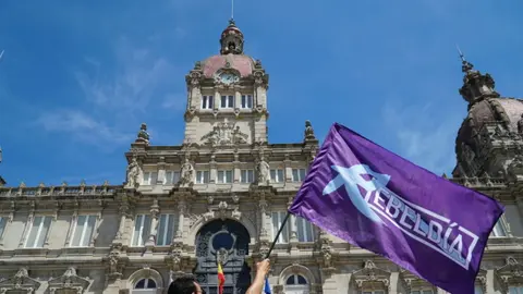 Seguimos en rebeld&iacute;a port