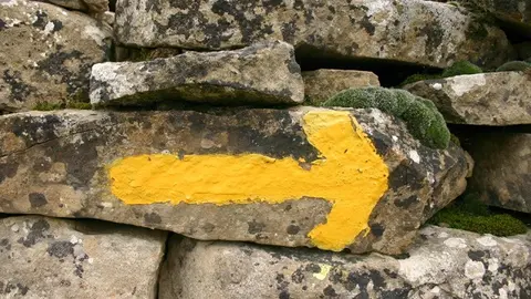 Flecha amarilla del Camino de Santiago