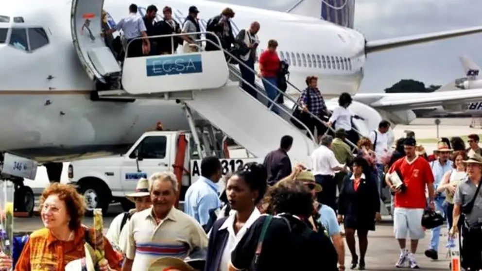 Cuba: se restablecen los vuelos regulares con EEUU despu&eacute;s de 55 a&ntilde;os pero el gobierno critica las trabas norteamericanas