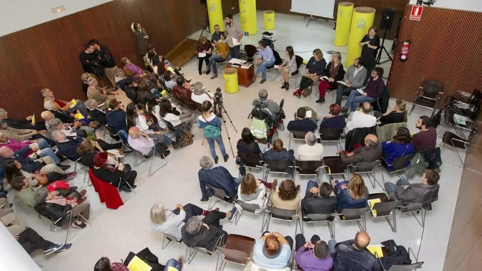 Encuentro 'Dillo ti' en el centro c&iacute;vico de Monelos, el pasado 5 de noviembre