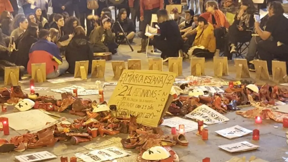 Acampada de mulleres en Madrid