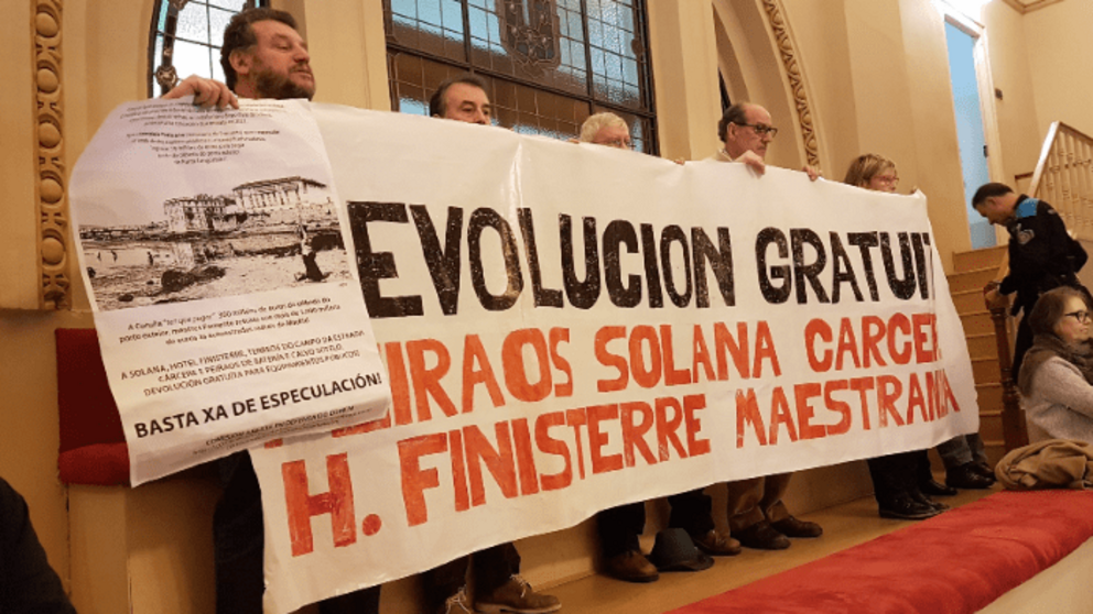 Plataforma Defensa do P&uacute;blico, no pleno do Concello este luns