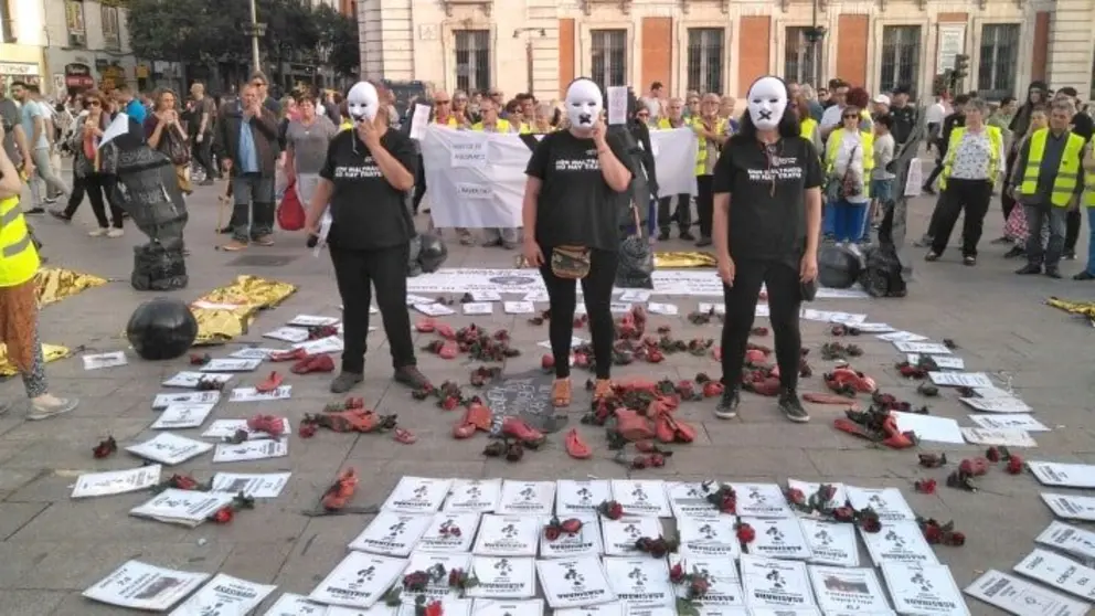 Tres activistas de Vela-luz na Puerta do Sol a semana pasada