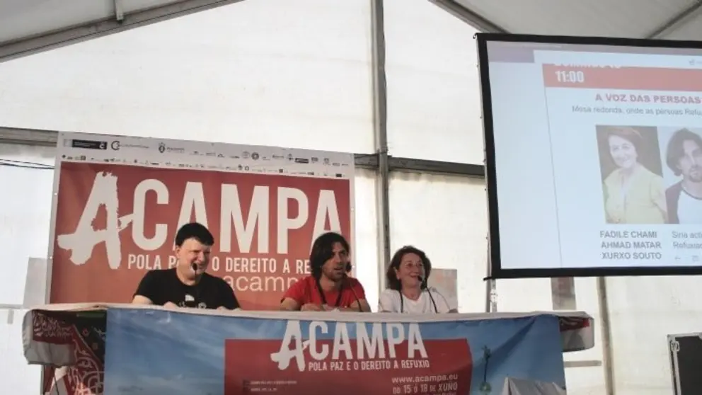 Fadile e Ahmad, con Xurxo Souto o domingo de Acampa (2)