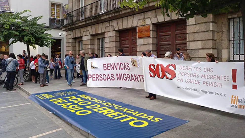 ACoru&ntilde;a Queremos Acoller (2)