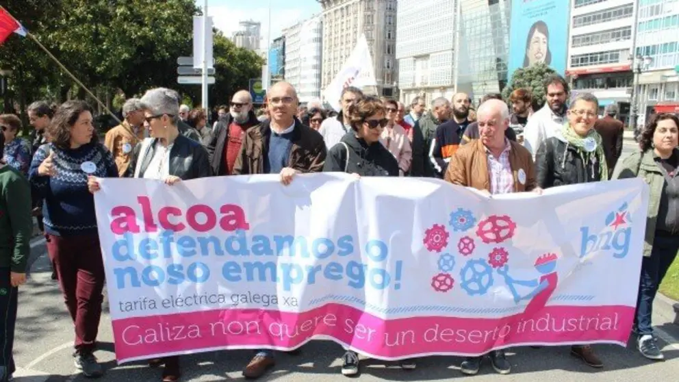 Jorquera e membros do BNG da comarca no Primeiro de Maio na Coru&ntilde;a