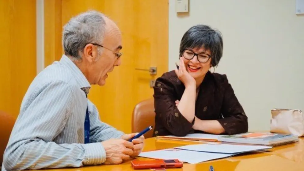 Reuni&oacute;n de Acampa con Patricia Vil&aacute;n do PSdG. Dereito a refuxio medioambiental
