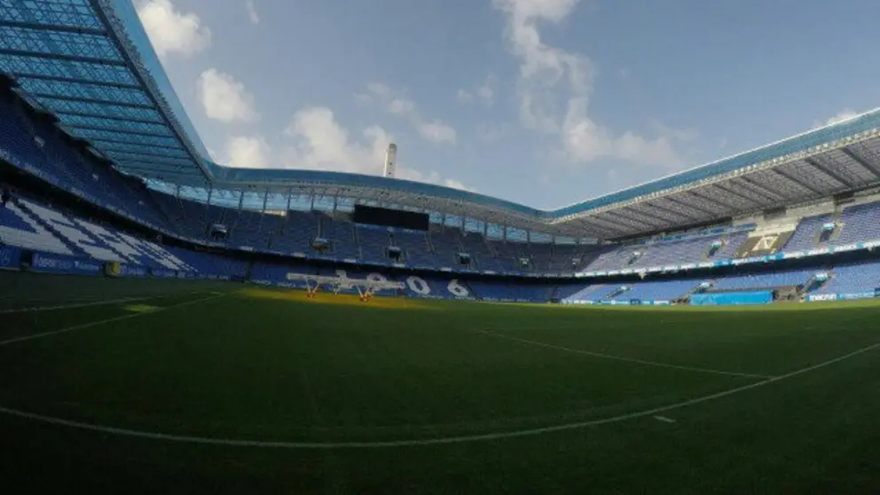 Riazor port