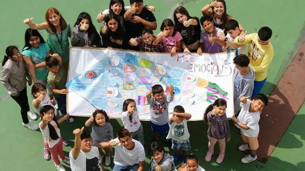 imagen grupo campamento. Fundacion Amigo