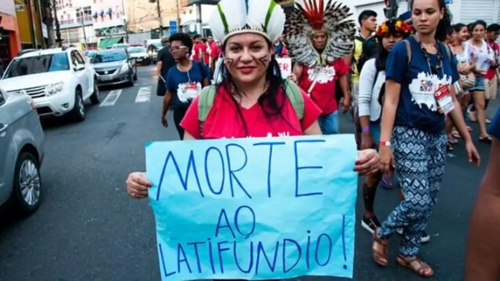 ind&iacute;xena brasileira Jozil&eacute;ia  Kaigang