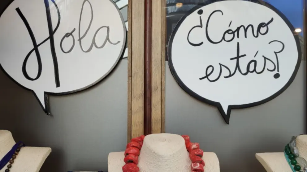 Collar de piedra natural port