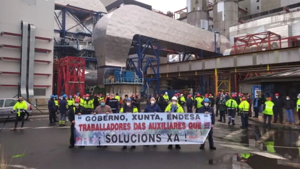 20-12-23_ConcentracionEndesa_AsPontes_05 imaxe de CIG Industria port