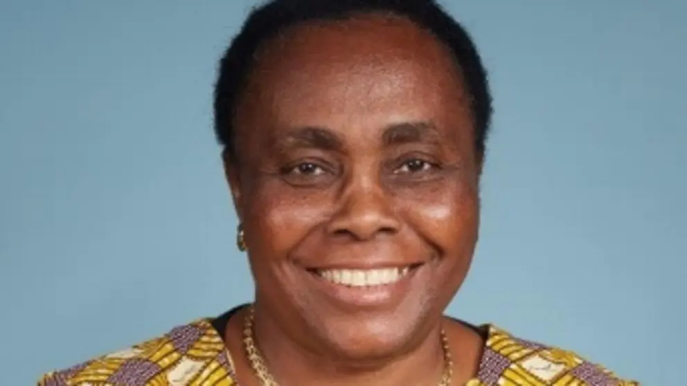Julienne Lusenge port