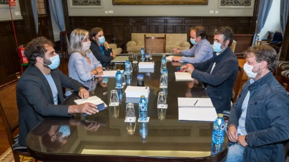 Xuntanza MA y PSOE sobre o porto  port