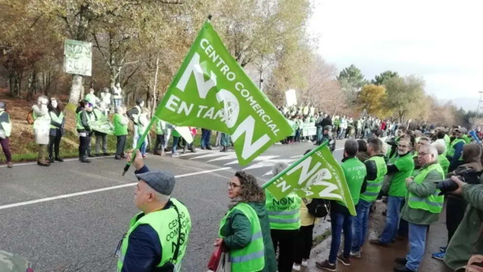 Manifestaci&oacute;n primeira pedra port