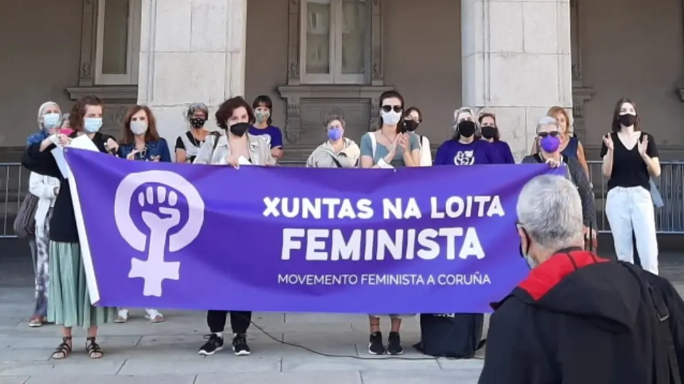 Concentraci&oacute;n feminista en Mar&iacute;a Pita