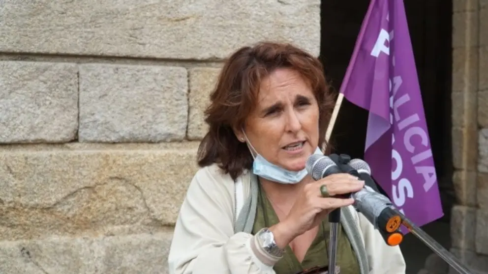 Isabel Faraldo port