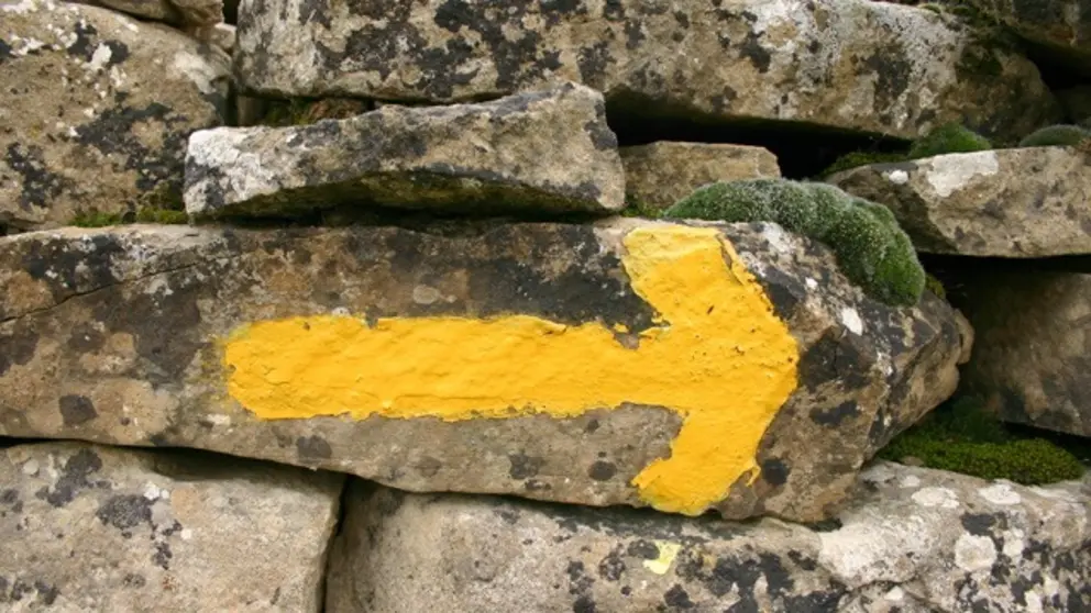 Flecha amarilla del Camino de Santiago