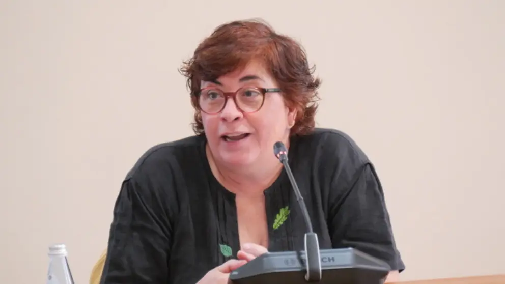 Carmela Gonz&aacute;lez port