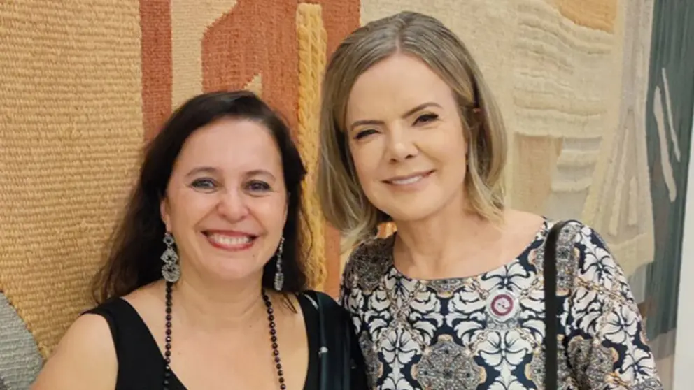 Ana Miranda cpm Gleisi Hoffmann do Partido dos Trabalhadores