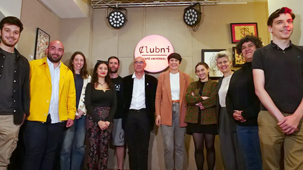 28M FOTO ANA PONTON A CORU&Ntilde;A CREADORES CONTIDO EN GALEGO 1