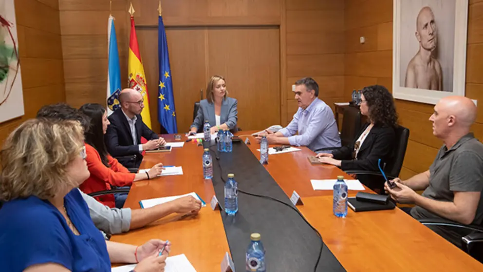 Reuni&oacute;n da POIG coa Conselleira