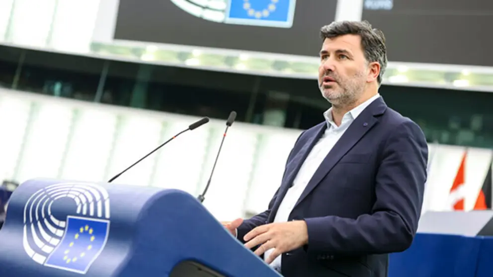 Nicol&aacute;s Gonz&aacute;lez Casares port