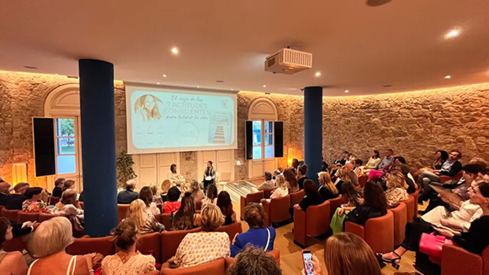 Presentaci&oacute;n del nuevo libro de Luc&iacute;a Canabal