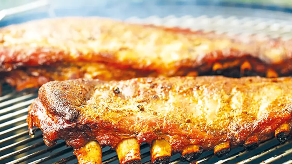 Costillar-de-cerdo-a-la-parrilla-pa-chuparse-los-dedos