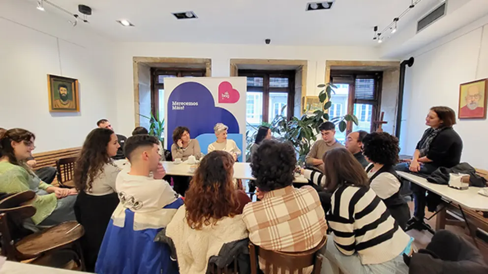 Encontro Lingua BNG Mercedes Queixas con mozos